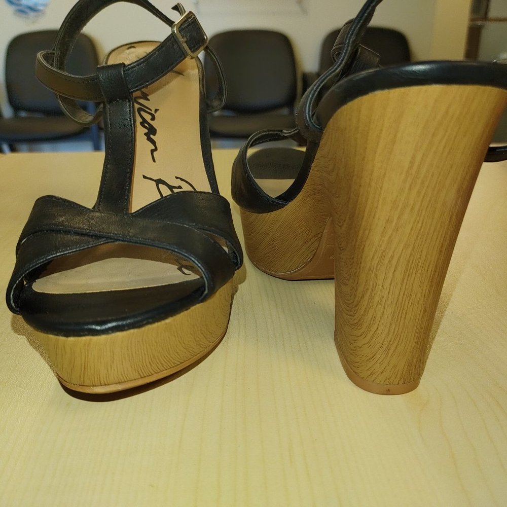 American Rag Heels - Picture 5 of 7